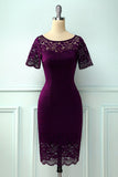 Vestido de Renda Bodycon em Uva
