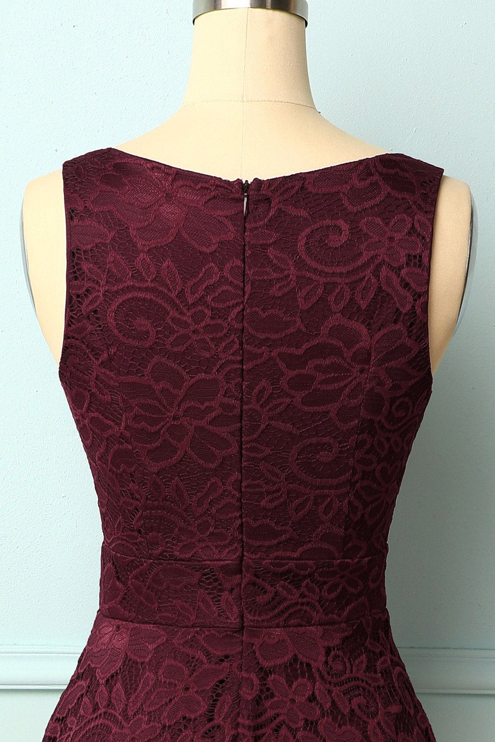 Vestido Borgonha com decote em v