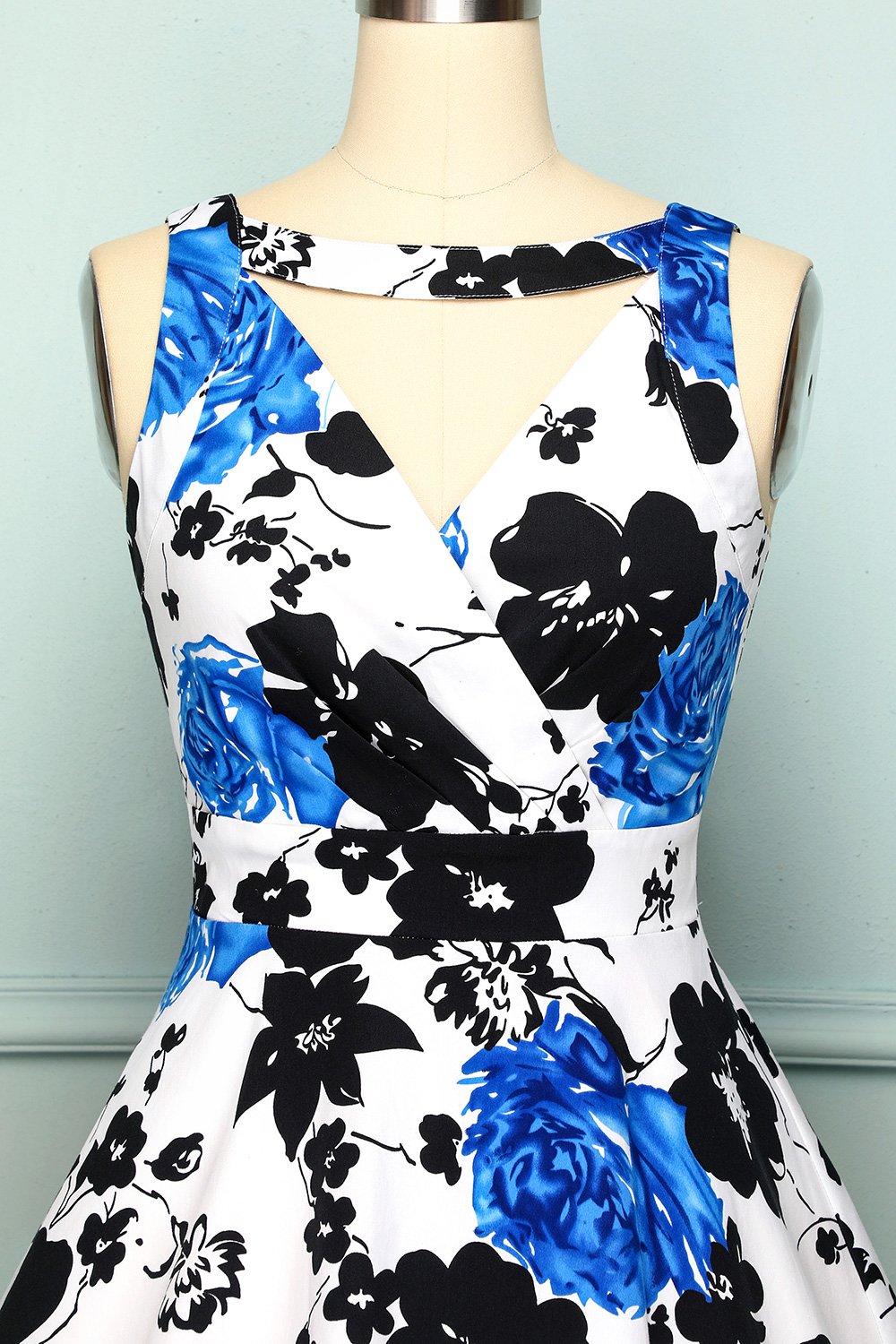 1950 Vestido Floral com decote em V