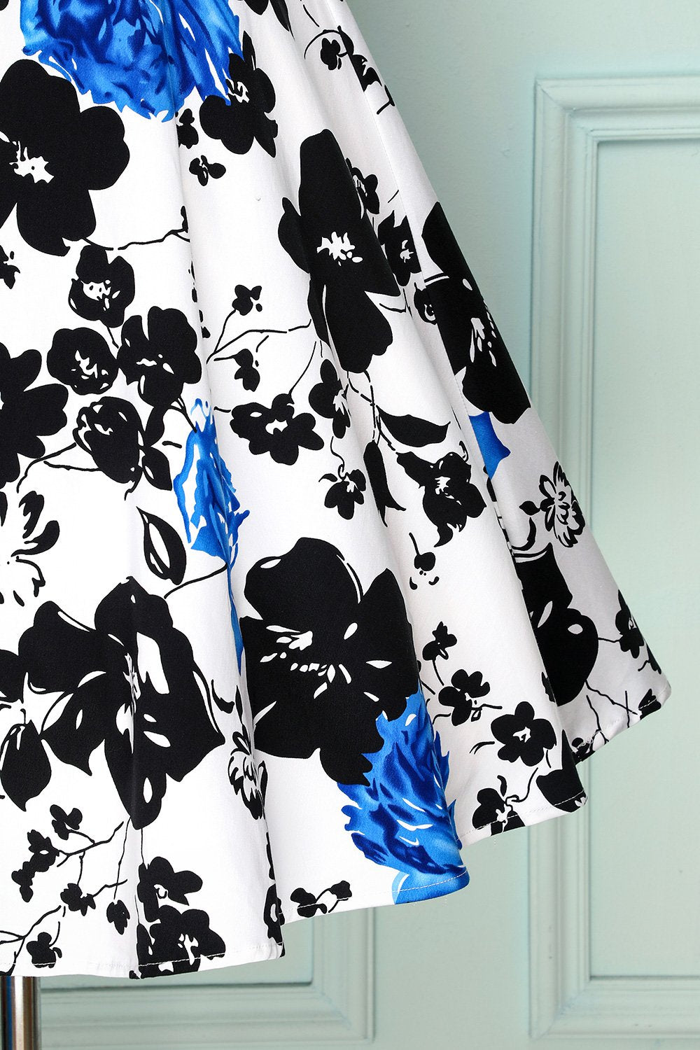 1950 Vestido Floral com decote em V