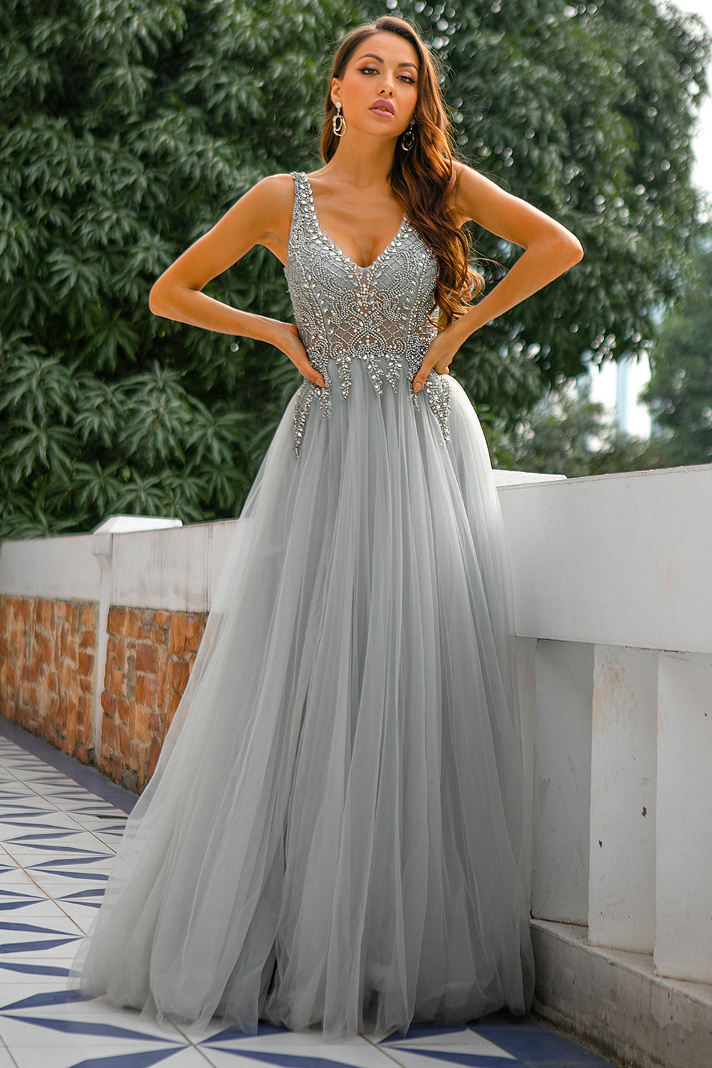 Cinza Pescoço V frisado longo vestido de baile