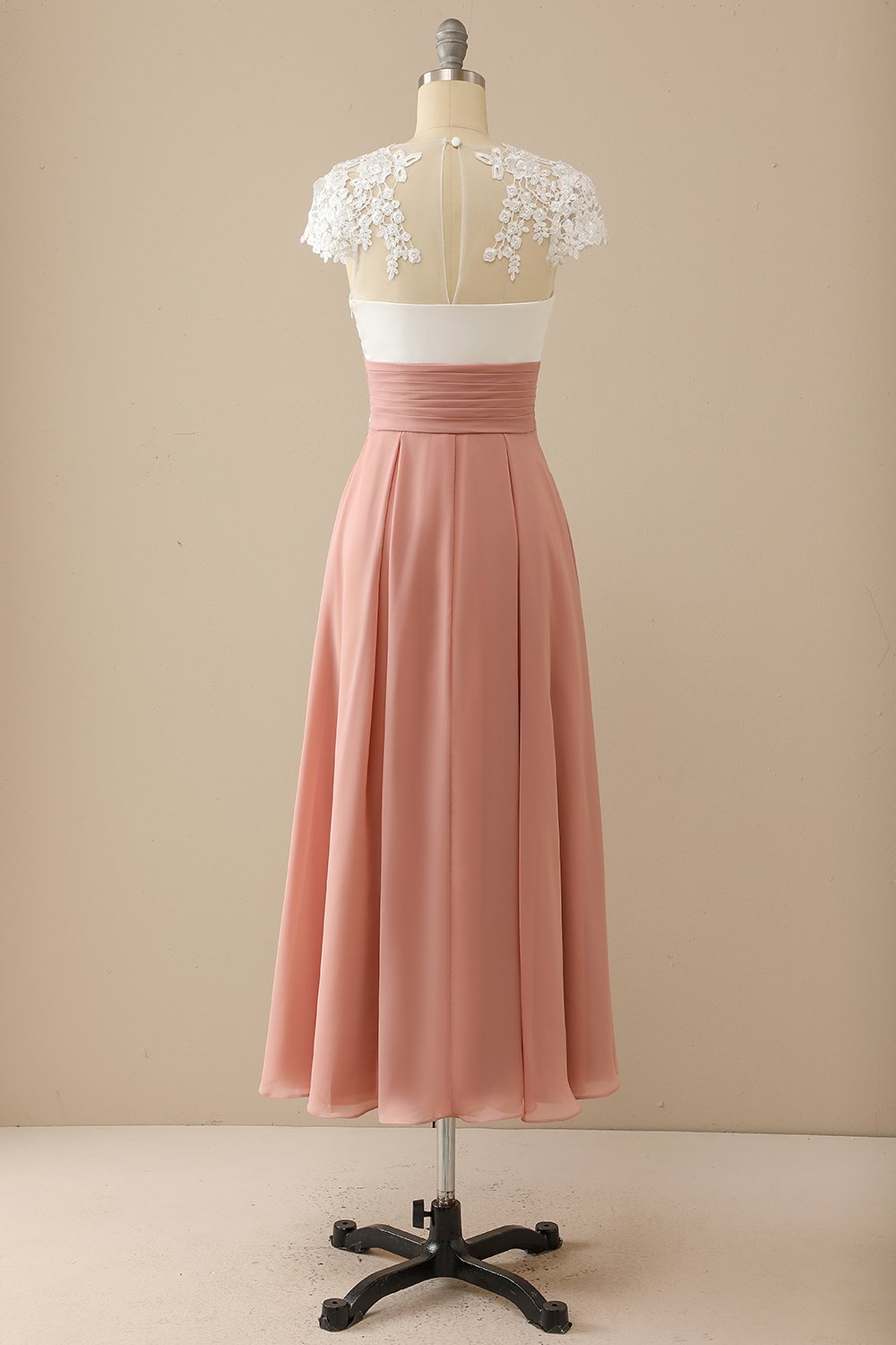 Gola V Apliques Mãe De Vestido De Noiva Mangas Curtas