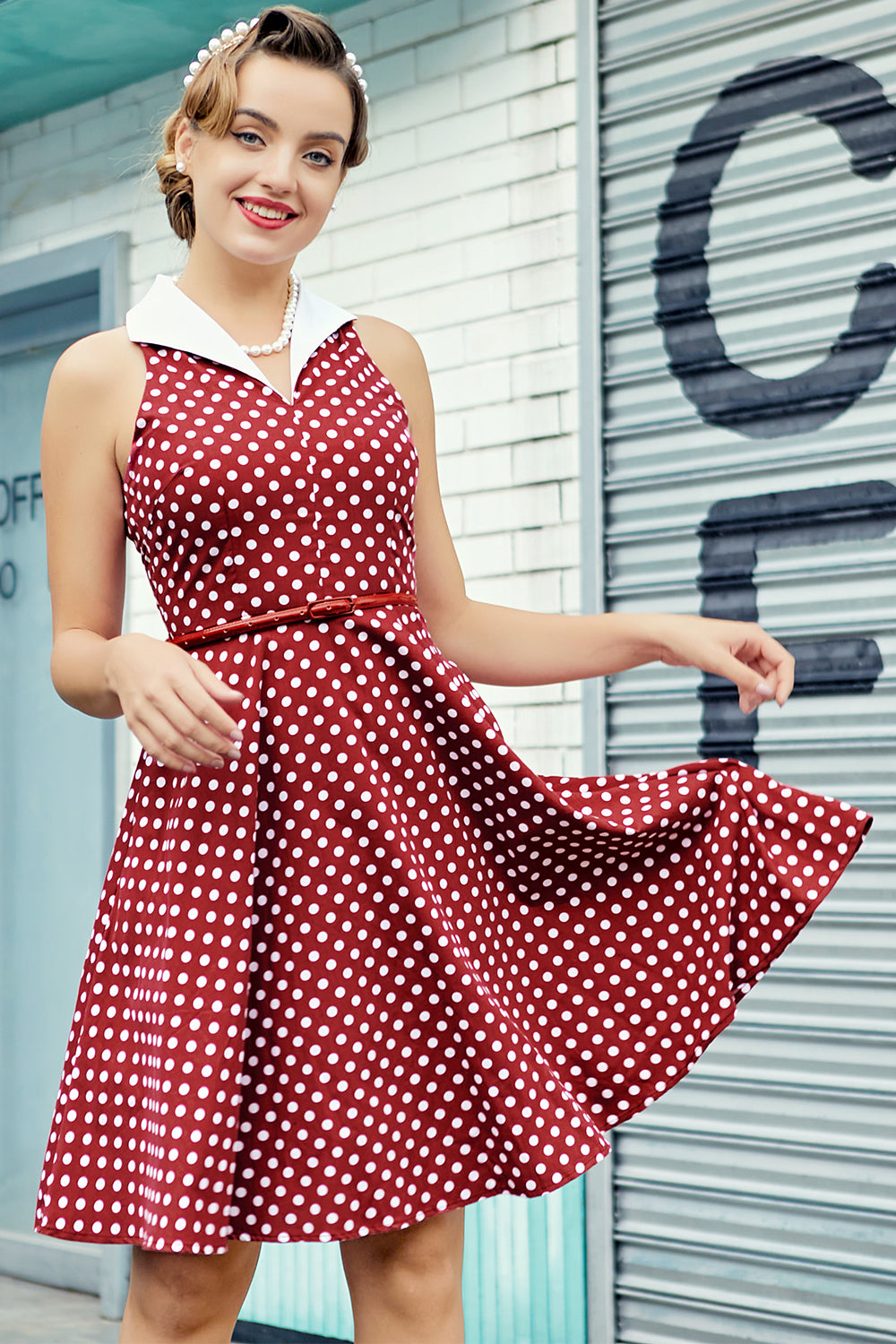 Vestido Borgonha com Bolinhas Brancas