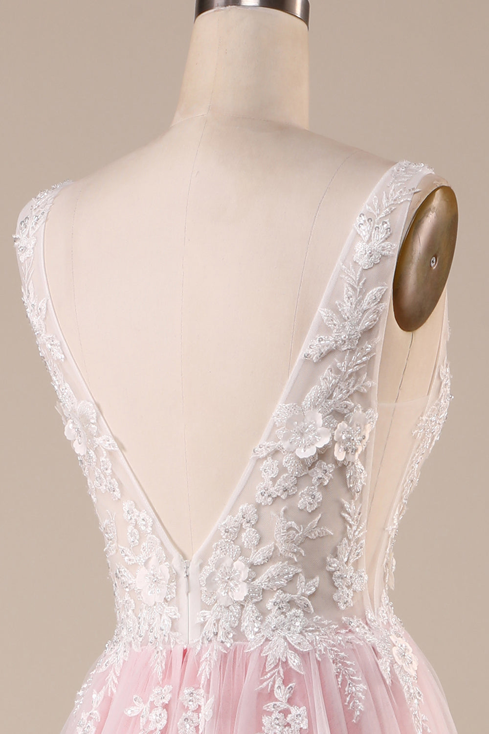 Rosa A-Line Tule Vestido de Noiva Com Apliques