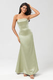 Strapless bainha de cetim vestido verde dama de honra