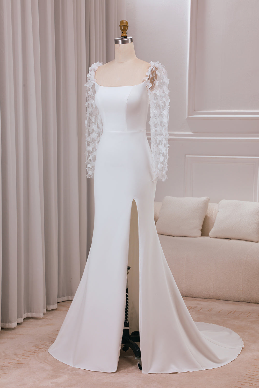 Trompete de Marfim Varredura Trem Mangas Longas Vestido de Noiva com Apliques 3D