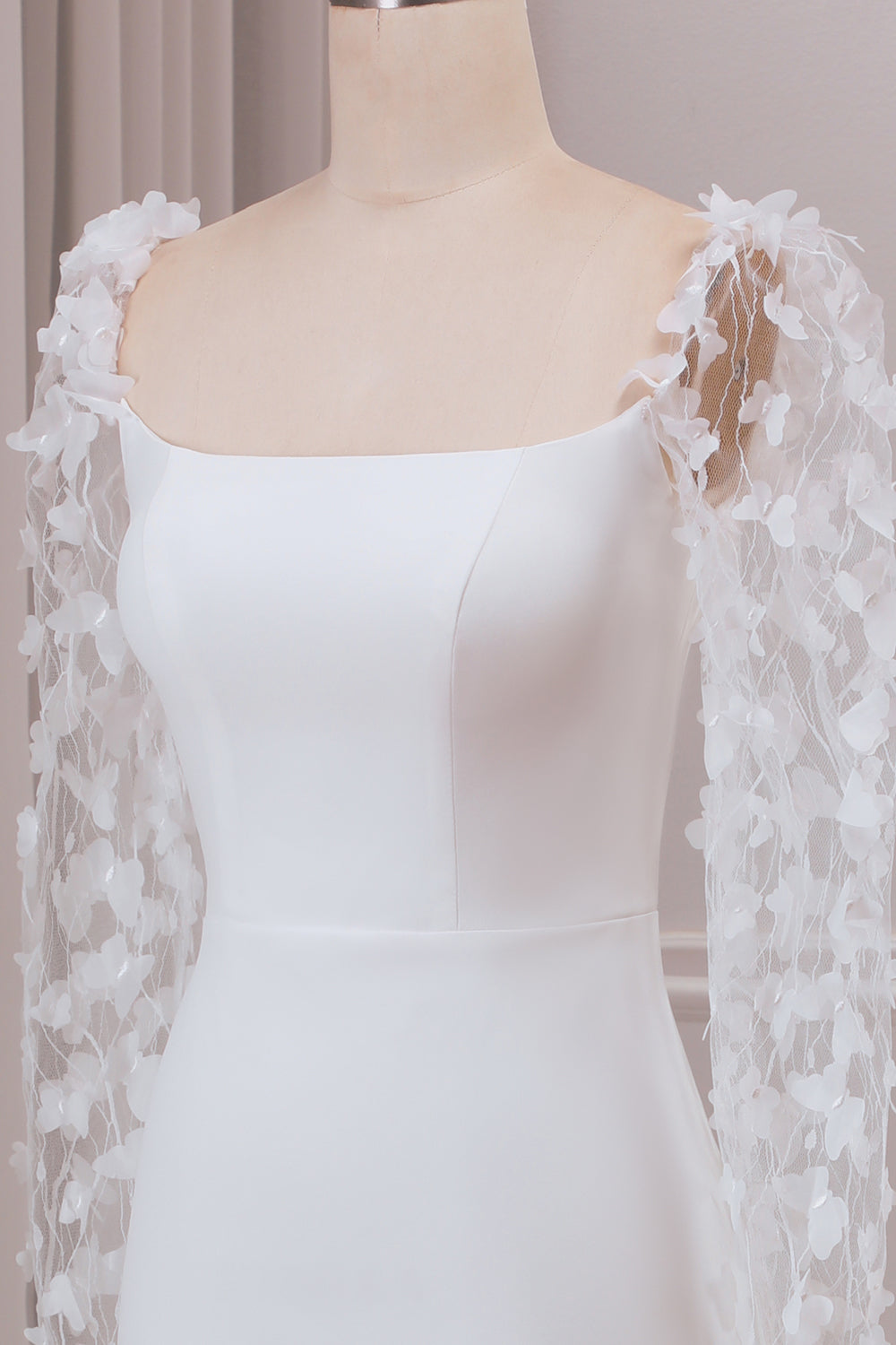 Trompete de Marfim Varredura Trem Mangas Longas Vestido de Noiva com Apliques 3D
