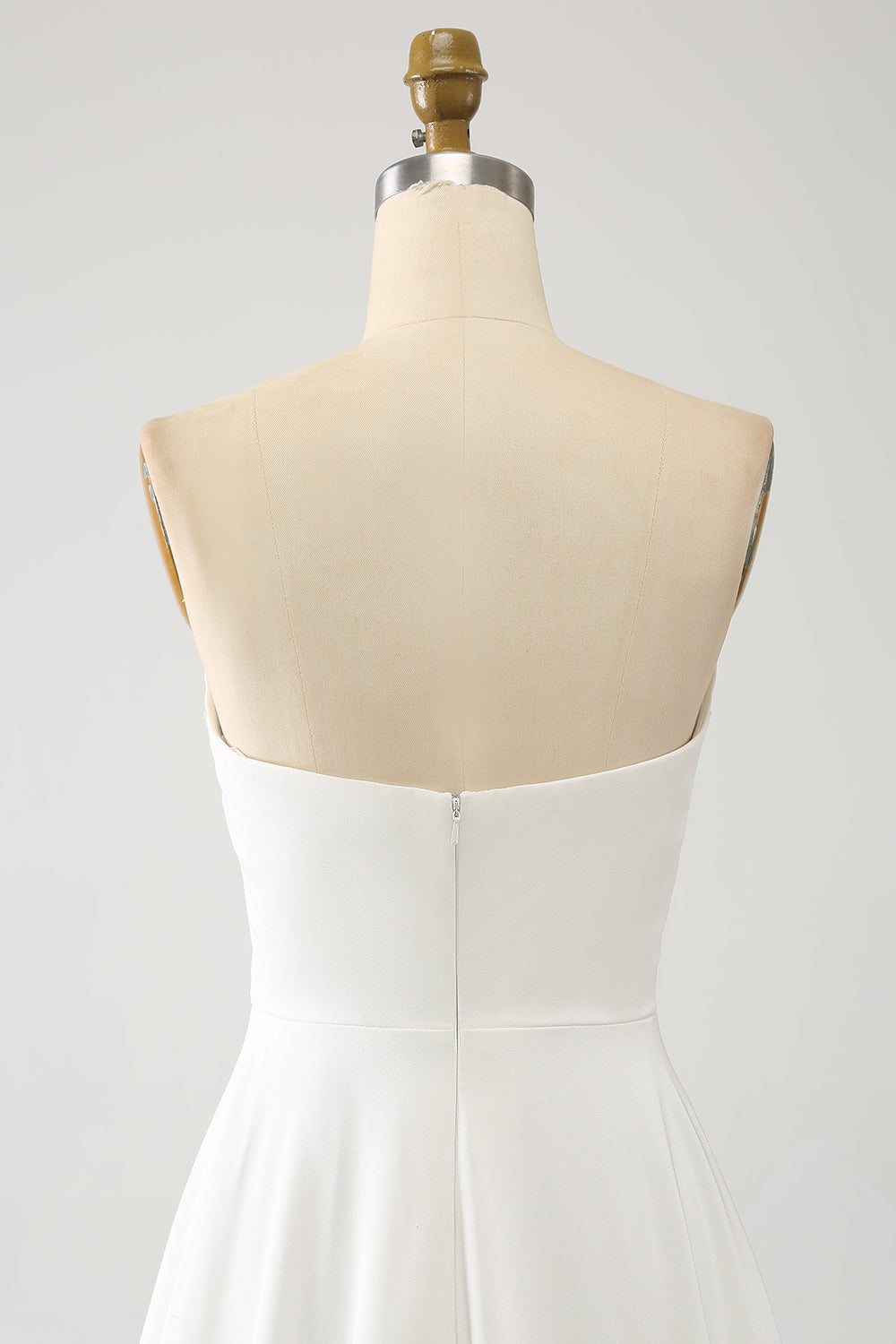 Marfim Uma linha Long Chiffon vestido de noiva com borboletas 3D mangas longas