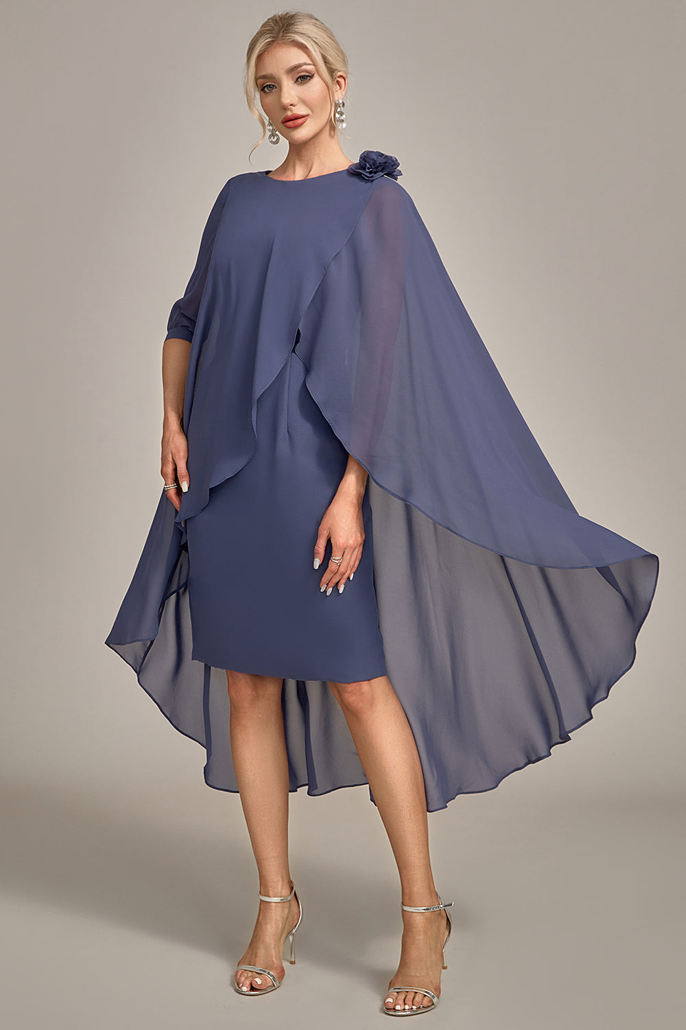 Bainha Scoop frisado até o joelho Chiffon mãe do vestido da noiva