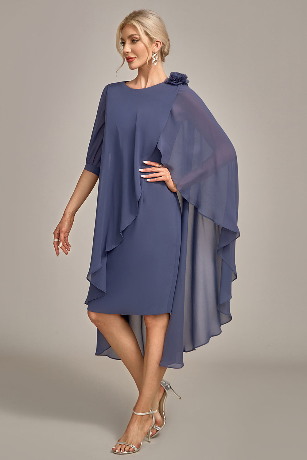 Bainha Scoop frisado até o joelho Chiffon mãe do vestido da noiva