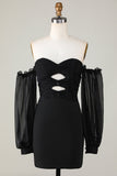 Fora do ombro Keyhole vestido preto Homecoming com frisos