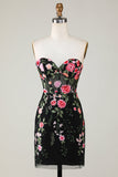 Querido Vestido Preto de Cocktail Com Apliques