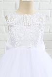 Vestido de menina flor sem mangas branca com arco