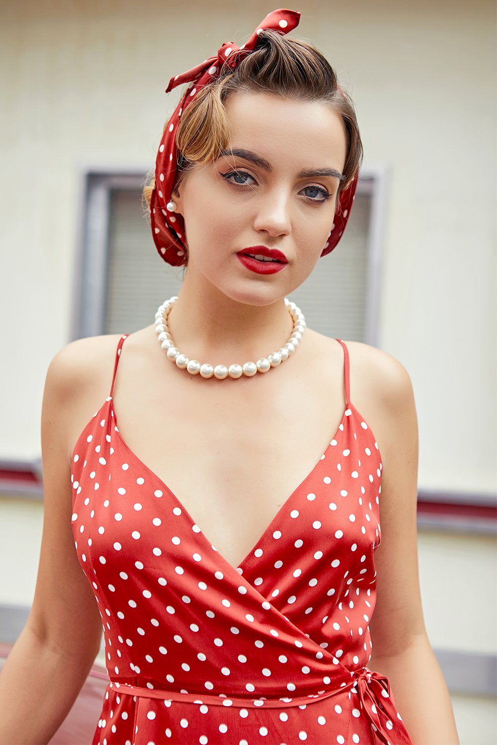 Vermelho Bolinhas Brancas Vestido Assimétrico