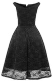 Um vestido de cocktail verde escuro bateau line