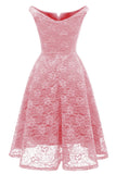 Um vestido de cocktail verde escuro bateau line