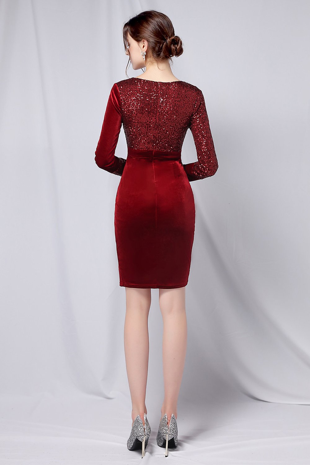 Vestido Curto de Veludo Borgonha