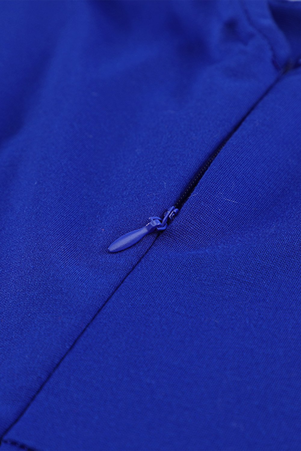 Vestido de festa simples vermelho com mangas de boné