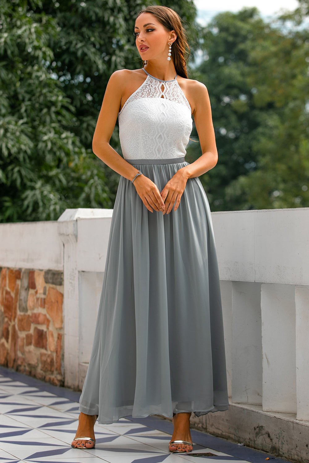Vestido Longo Cinza Costas Abertas