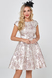 Vestido bordado rosa vintage de 1950