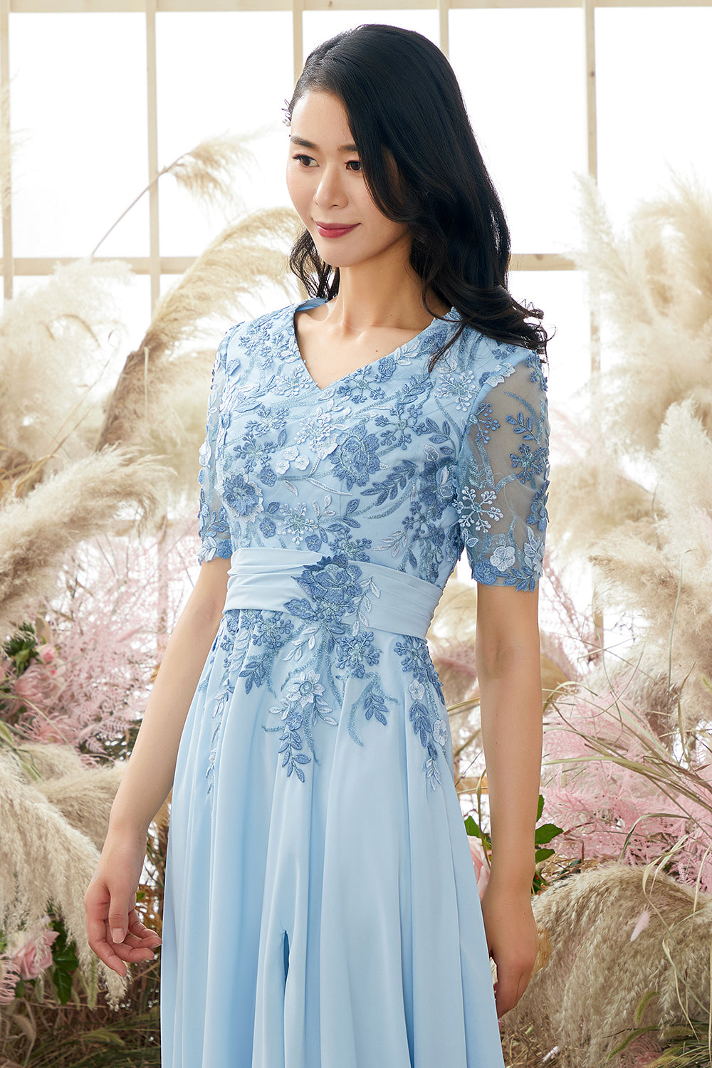 Gola V Mãe De Azul Bride Vestido Com Apliques