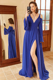 Uma linha fora do ombro vestido real do baile azul com frente dividida