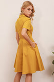 Vestido amarelo dos anos 50 da lapela