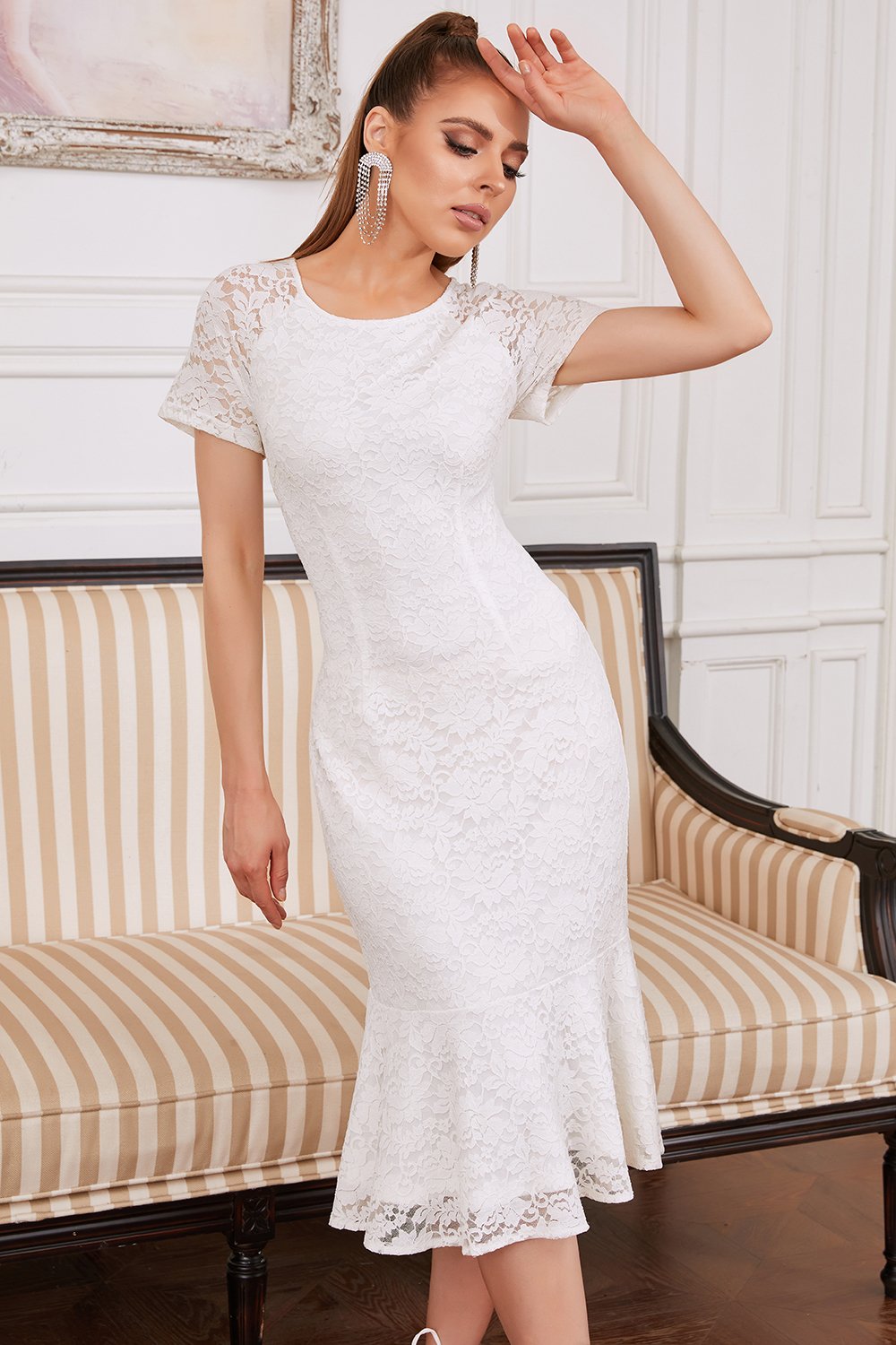 Vestido de festa de renda branca de joia de sheath