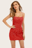 Vestido curto de renda apertada