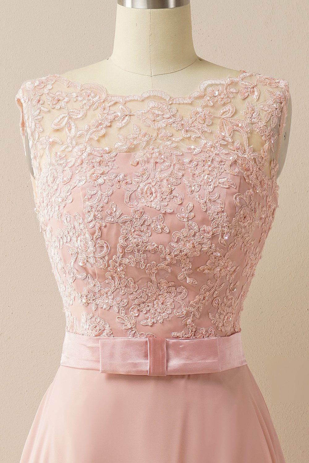 Vestido de baile longo applique