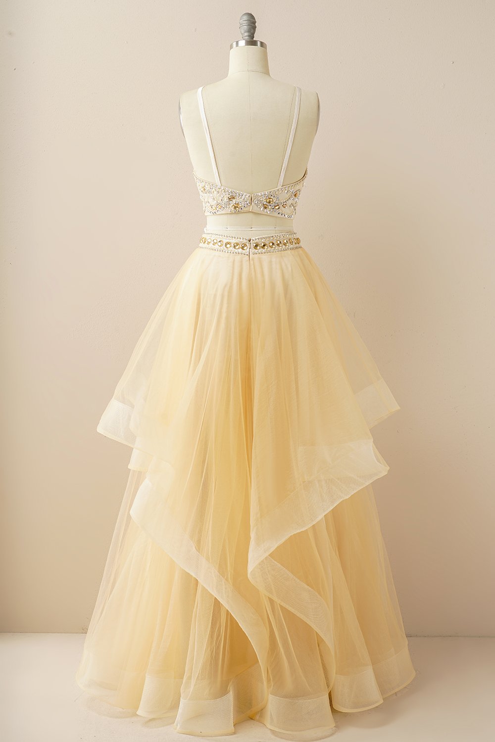 Duas peças Halter Beaded Vestido de baile