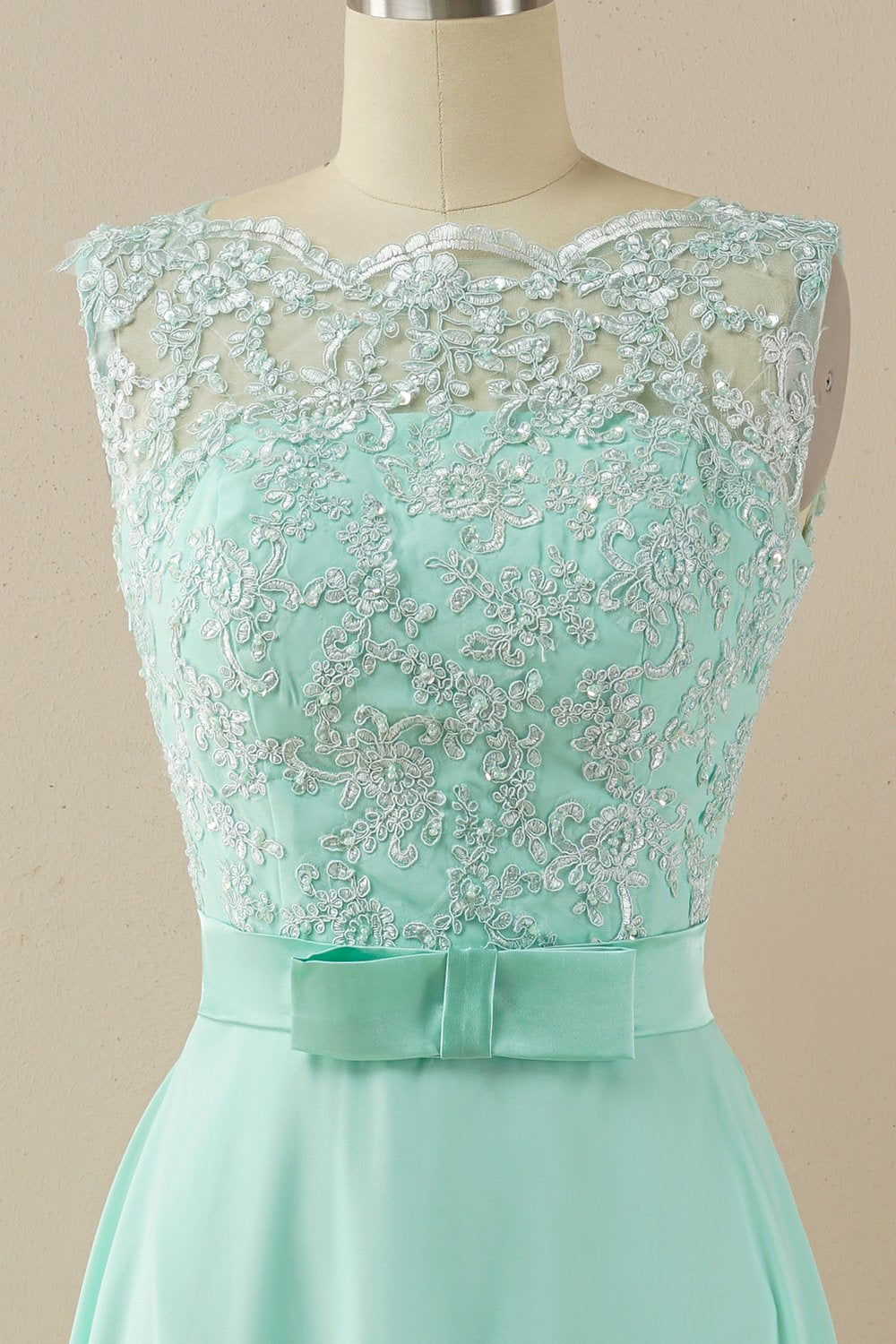 Vestido de baile longo applique