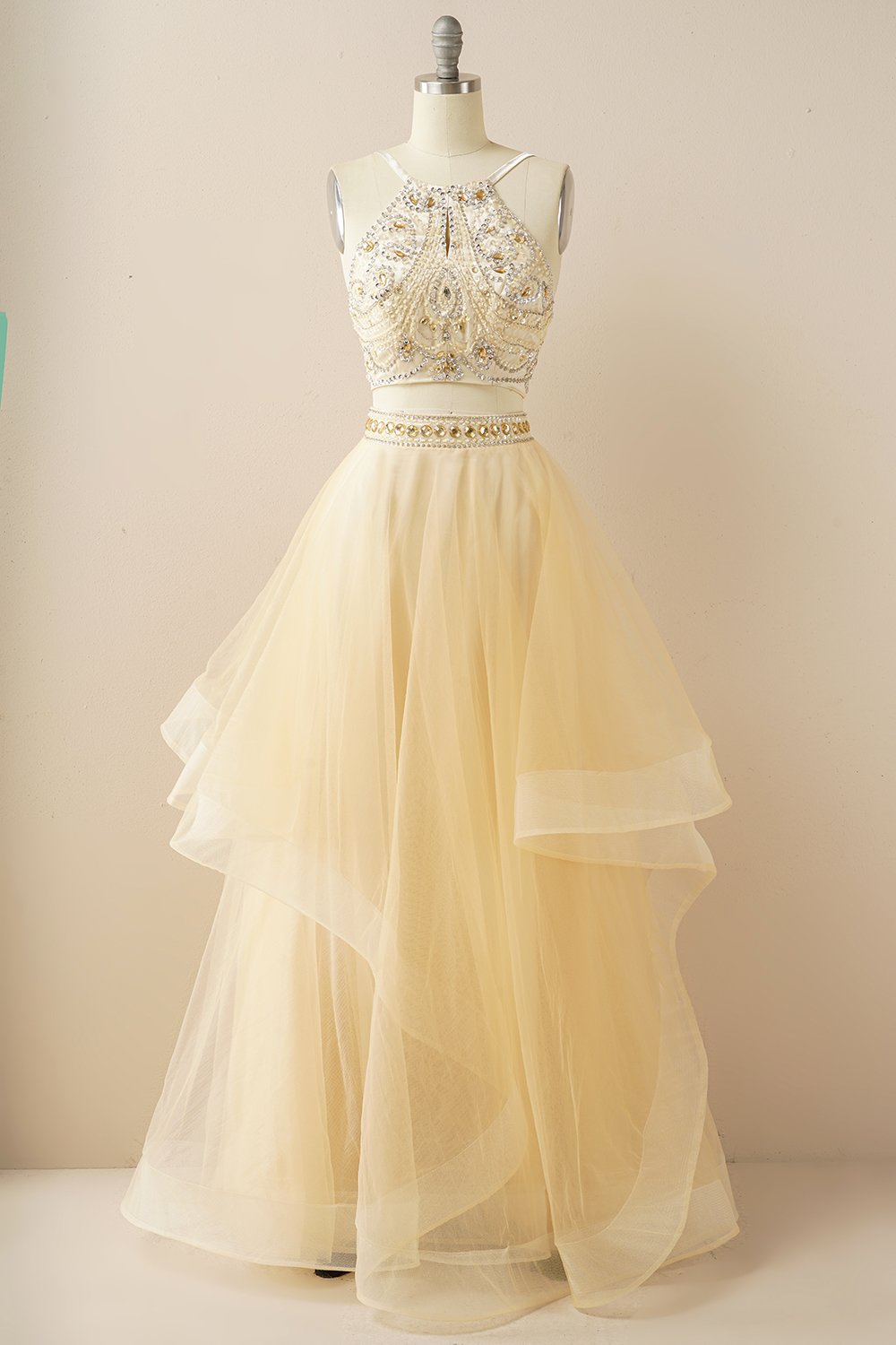 Duas peças Halter Beaded Vestido de baile