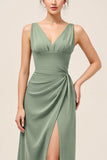 Bainha de eucalipto V-Neck Ruched Long Bridesmaid Dress com fenda