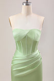 Bainha Verde Corset Strapless vestido longo da dama de honra com fenda