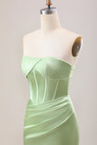 Bainha Verde Corset Strapless vestido longo da dama de honra com fenda