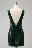 Glitter Verde Escuro Apertado V Neck Sequins Homecoming Dress com Folhos Destacáveis