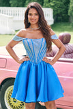 Azul brilhante Uma linha fora do ombro cetim babado Homecoming Dress com frisos