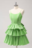 Bonito A Line Corset Verde plissado Tiered Short Homecoming Dress com laços