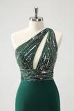 Glitter Verde Escuro Apertado Um Ombro Cut-Out Homecoming Dress