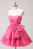 Fuchsia A-Line Strapless Ruffle Vestido Curto Homecoming com Arco