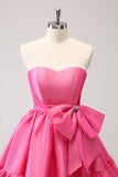 Fuchsia A-Line Strapless Ruffle Vestido Curto Homecoming com Arco