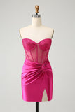 Sparkly Fuchsia Tight Beaded Corset Strapless Homecoming Vestido