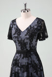 Vestido de Coro Midi de Mangas Curtas em Renda Preto