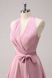 Vestido de dama de honra Pink Halter Tiered A-Line com Sash