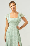 Dusty Sage Square Neck estampado flor longo vestido de dama de honra com fenda