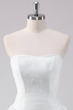 Vestido Simples Branco A-Line Strapless Short Homecoming