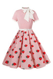 Uma linha Blush Morango Vestido Impresso 1950 com mangas curtas