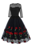 Preto Uma Linha Rosa Vestido Floral dos anos 1950 com meias mangas