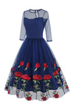 Preto Uma Linha Rosa Vestido Floral dos anos 1950 com meias mangas